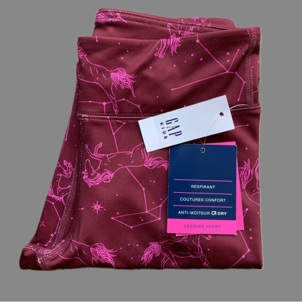 GapFit Girl Leggings In Burgundy With Whimsical Pink Unicorn Pattern